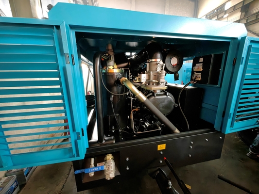 Cummins 210-260HP Diesel Screw Compressor Air / Water Cooling CE / ISO9001 Certified